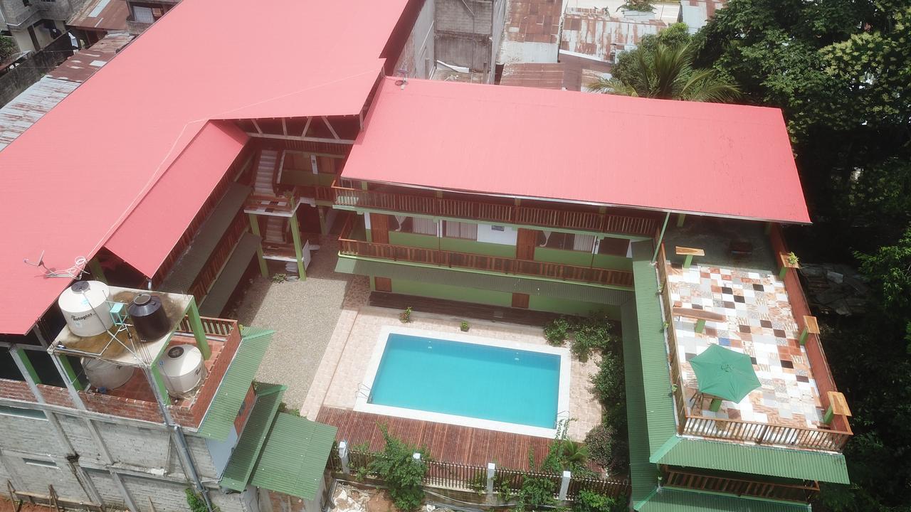 Tambopata Hostel Puerto Maldonado Exterior photo